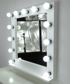 Spiegel mit Licht, sehr groß, quadratisch, zum Stellen und Hängen, in Weiß, mit 13 Lampen